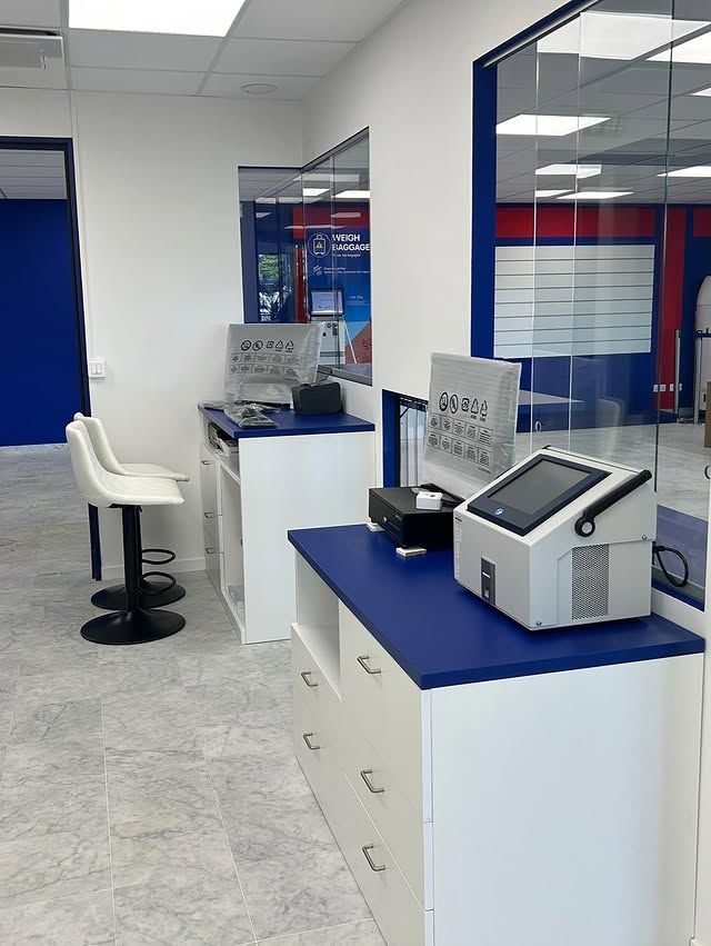 Accueil comptoir bleu